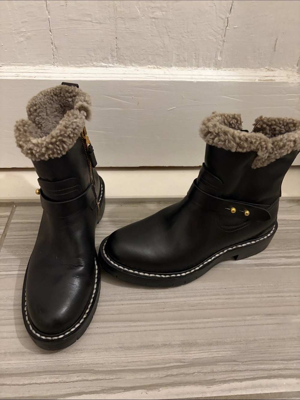 rag & bone Ashford Black Leather Shearling-Trim Ankle Boots